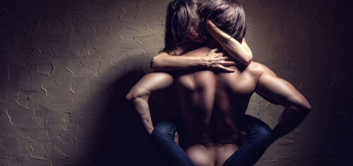 couple_en_position_sexuelle