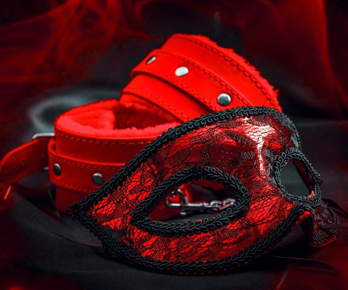 menottes rouges